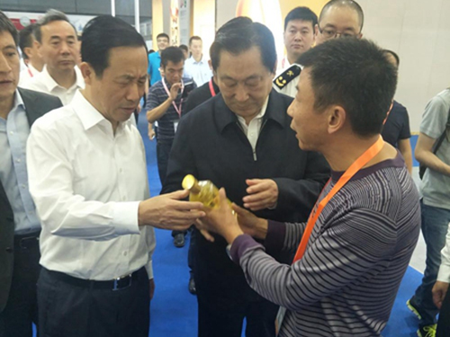 乐天堂fun88,油茶种植出产加工销售,植物油种植出产加工销售